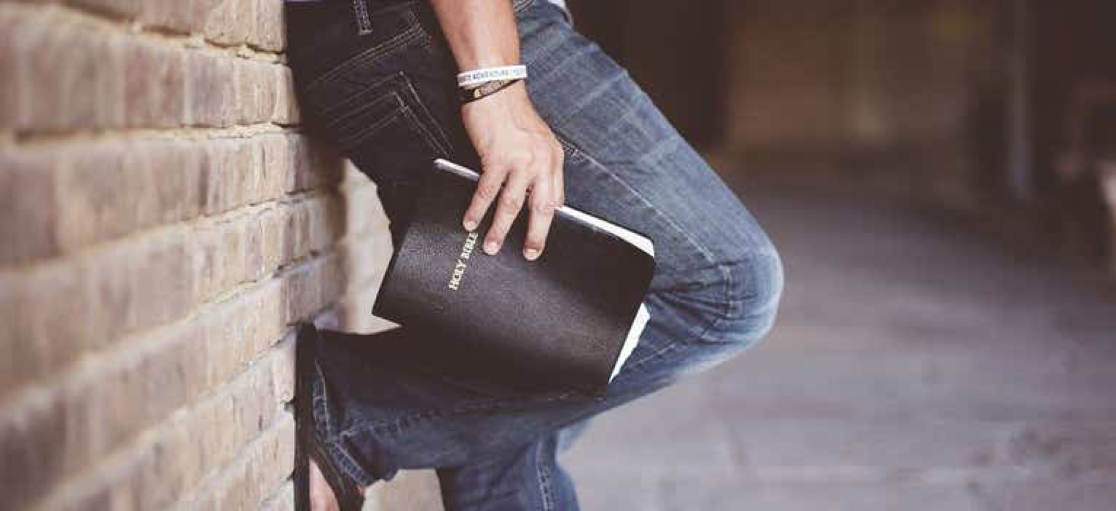 Église néo-apostolique - Considérations critiques - Apprenez-en davantage sur nous, les auteurs !